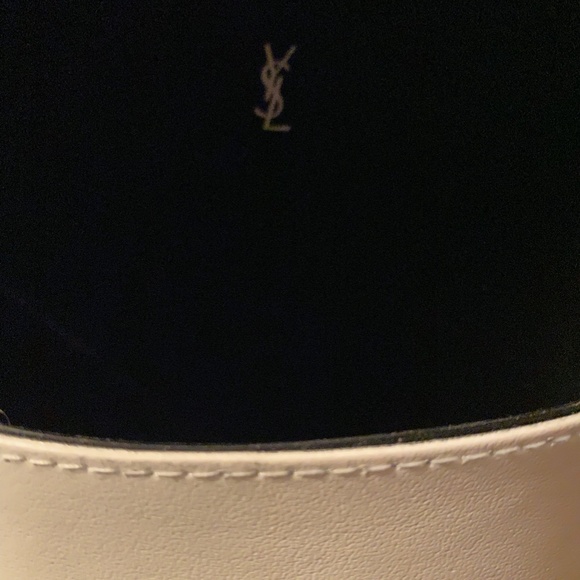 Yves Saint Laurent Sunglasses - Picture 4 of 4